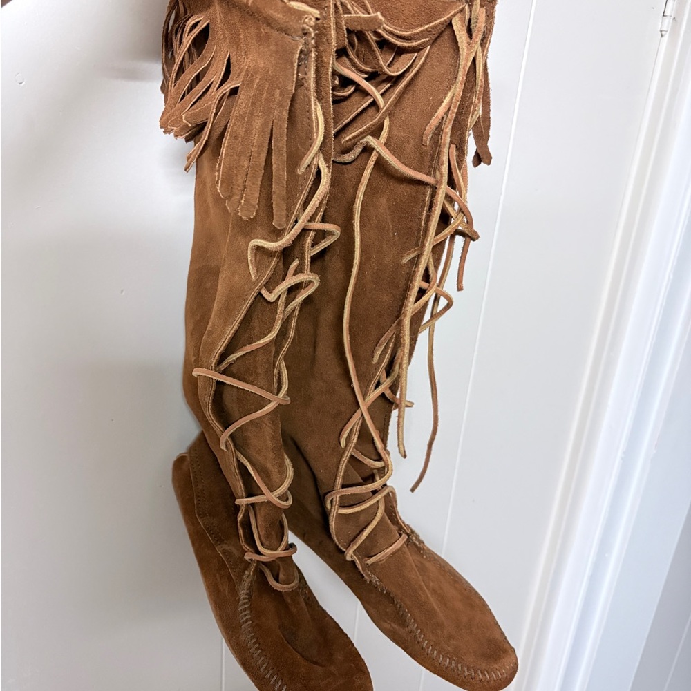 Minnetonka Brown Lace Up Fringe Boots